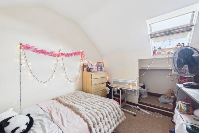 23, Rowley Hill Street, Worcestershire photo 3