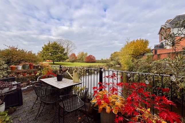 9, Burton On Trent photo 5