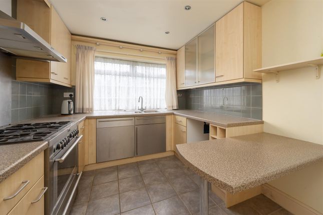8, Birch Road, Whitstable photo 3