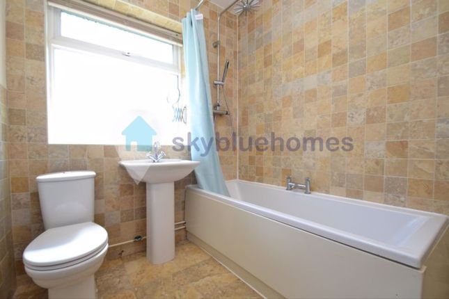 21, Highfield Drive, Wigston photo 5