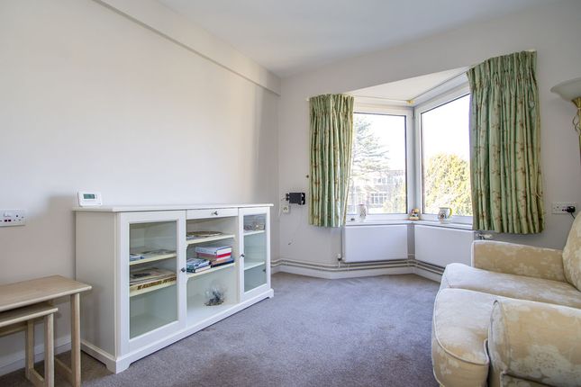 Flat 8 Penarth House, 26 Stanwell Road, Penarth photo 4