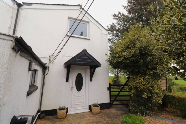 Thumbnail Semi-detached house to rent in Hersham, Bude
