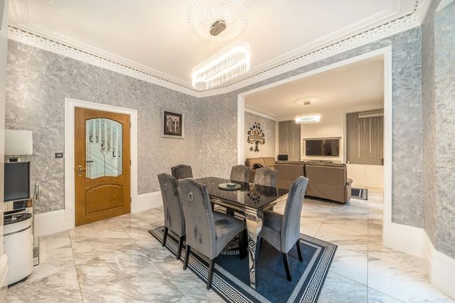 32, Woolstone Road, London photo 4