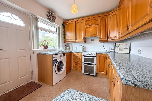 11, Unicorn Place, Stoke-On-Trent photo 4