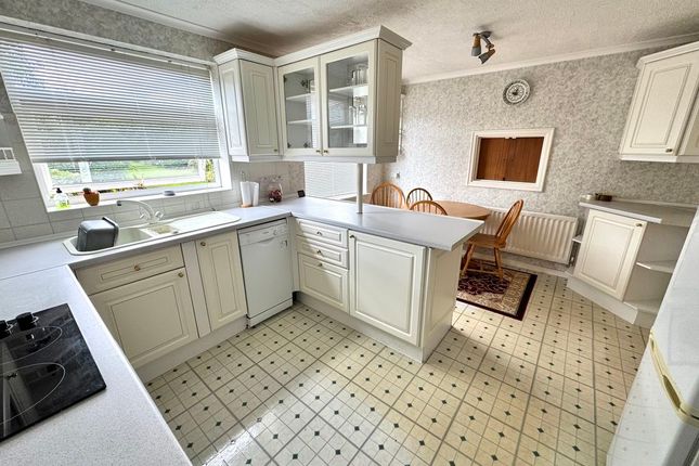 12, Verona Close, Nuneaton photo 4