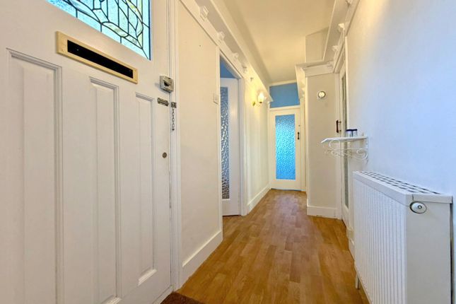 15, Agnes Avenue, Leigh-On-Sea photo 4