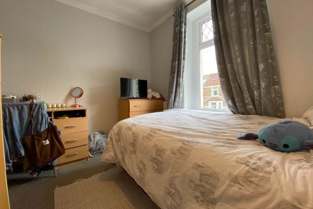 21, Llantrisant Street, Cardiff photo 4