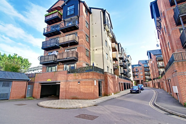 Thumbnail Flat for sale in Tanners Wharf, Bishops Stortford