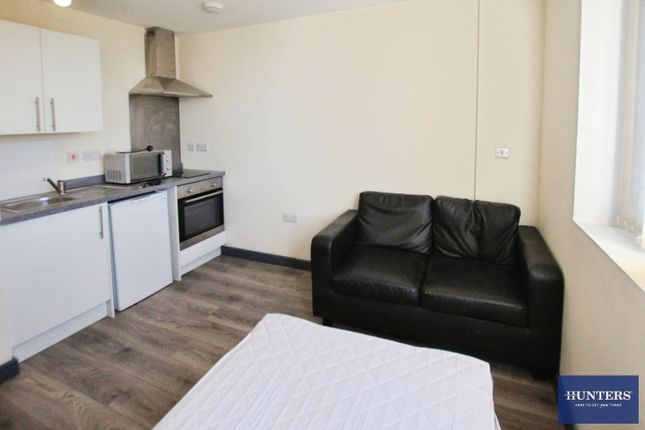 Flat 519 Olicana House, Chapel Street, Bradford photo 4