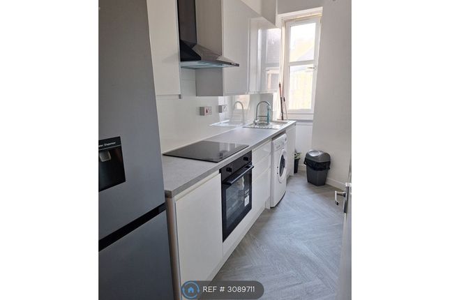 Amisfield St, Glasgow photo 2