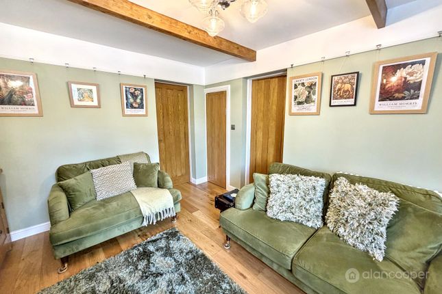 56 High Street, Stoke Golding, Leicestershire photo 4