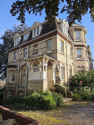 Thumbnail Flat to rent in The Hollies, Worcester Road, Malvern, Worcestershire