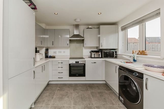 22, Florence Way, Winsford photo 4
