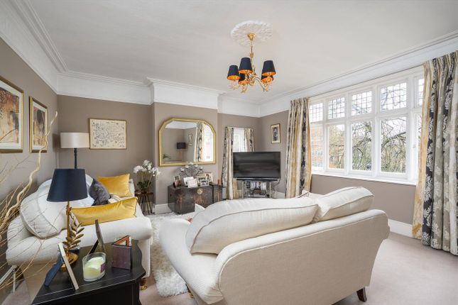 49a, Church Street, Weybridge photo 4