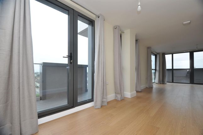 Flat 903A, Charter House, 450 High Road, Ilford photo 5