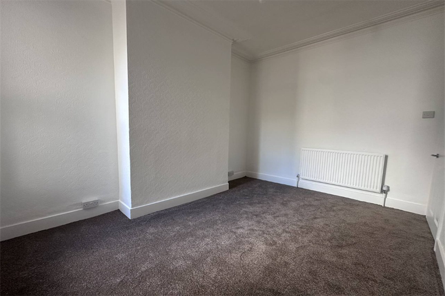 6 Richmond Avenue, Westcliff On Sea photo 5
