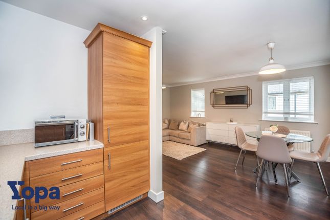 Maisonette for sale in St. Clements Road, Greenhithe