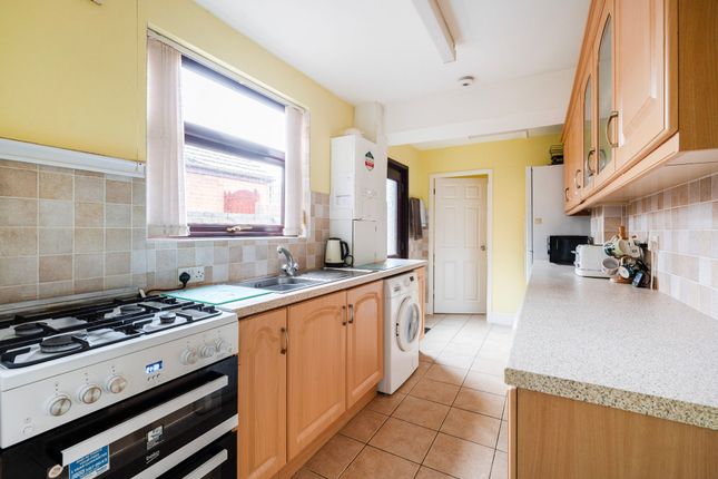 13 Colomb Road, Great Yarmouth photo 3