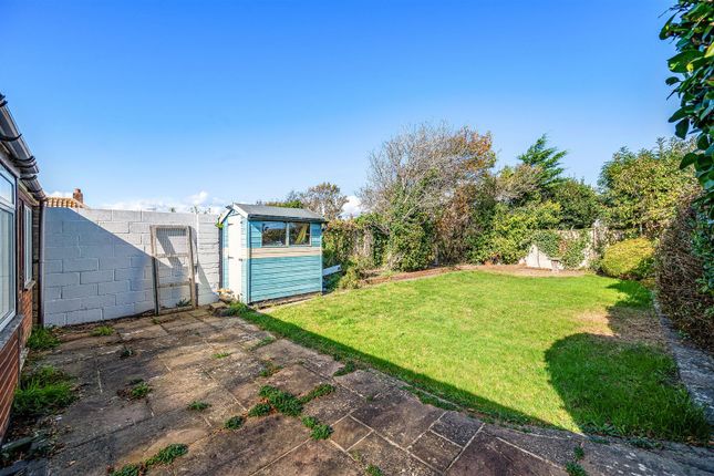 Oakfield Avenue, Chichester photo 3