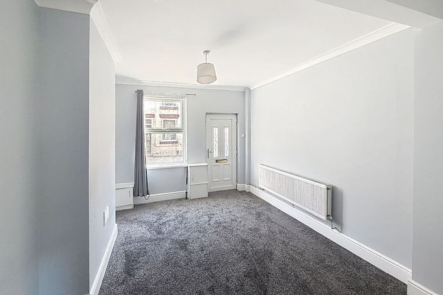 10 Grove Street, Newcastle-under-Lyme photo 2