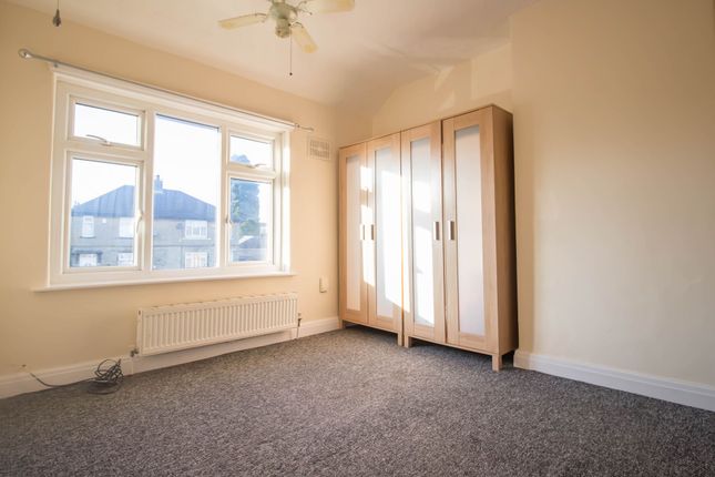 5 Eastbury Avenue, Bradford photo 4
