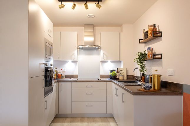 Flat 20, Oakingham Place 54-58,, Reading Road, Berkshire photo 3