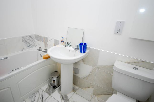 54 River View, Low Street, Sunderland photo 4