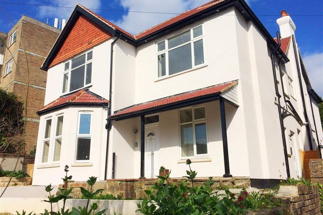 Flat to rent in Upper Sea Road, Bexhill-On-Sea