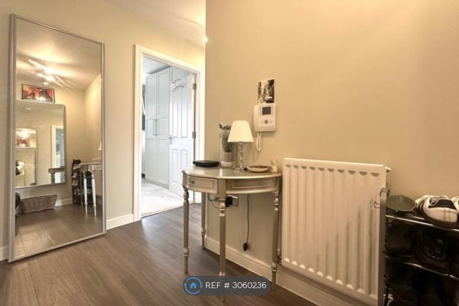 Florence Close, Great Warley, Brentwood photo 4