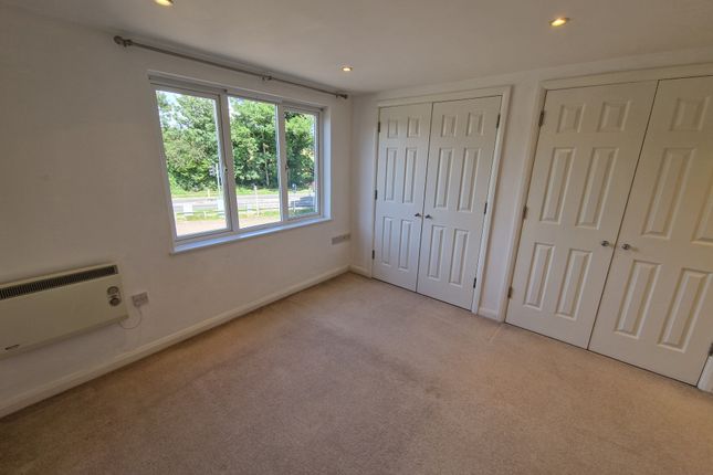 Apartment, Harpenden photo 4