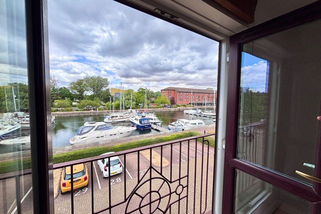 31, Kingston Wharf, Hull photo 3