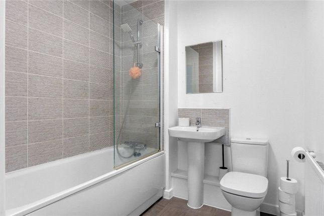 30, Buttercup Crescent, Bristol photo 4