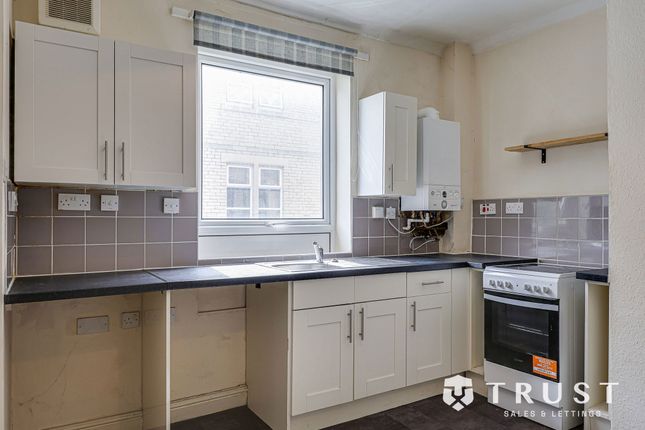 12, Bromley Street, Batley photo 4
