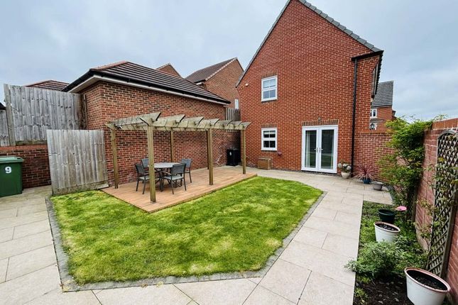 9, WOODLANDS VIEW, NEWBURY photo 2