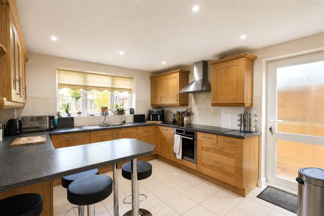 174F, Bradford Road, Winsley photo 2