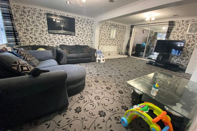 3 Bedroom Houses To Let In Hounslow Primelocation