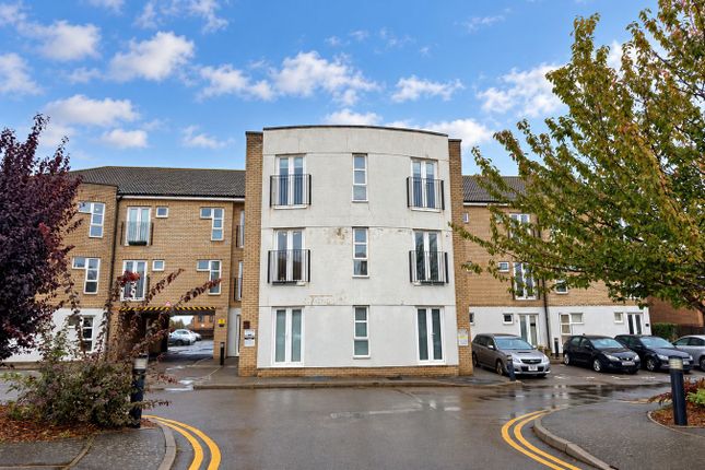 2-bed flat on Red Barn Road, Colchester, £165,000