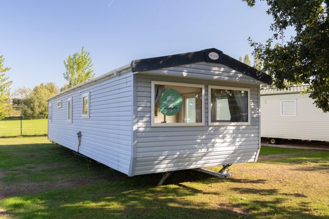 3-bed caravan on Golden Leas Holiday Park, Plough Road, Minster, £31,995