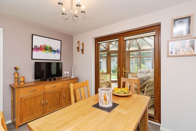 14, Cooke Drive, Telford photo 4
