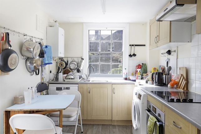 40, Liverpool Grove, London photo 4