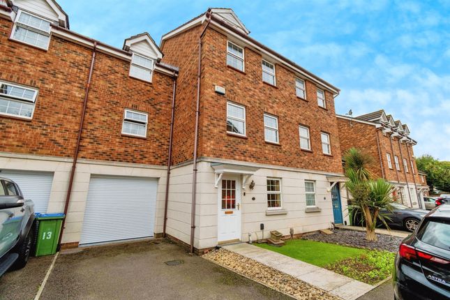 Thumbnail Town house for sale in Avro Close, Southampton