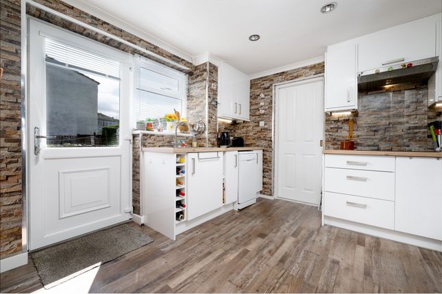 29 Divert Road, Gourock photo 3