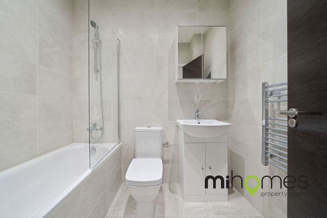 Flat 61, Key Point, Potters Bar photo 3