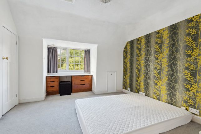 57, Chequers Orchard, Iver photo 3
