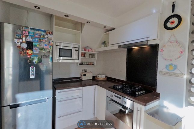 Nicola Terrace, Long Lane, Bexleyheath photo 5