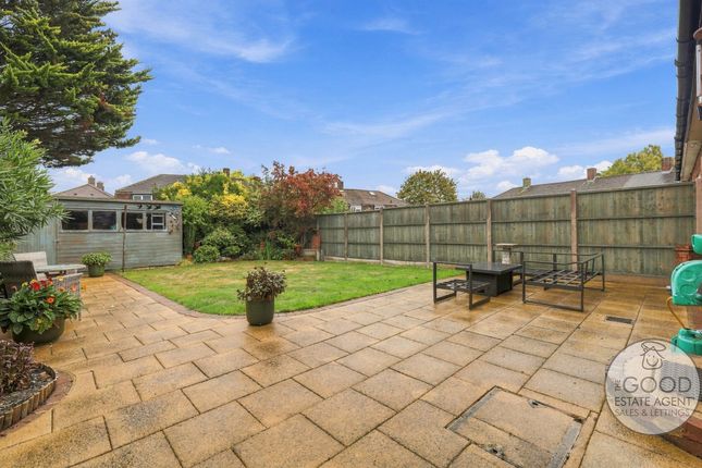 4, Chester Path, Loughton photo 4