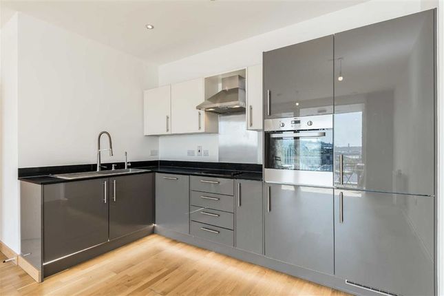 Flat to rent in Telcon Way, London