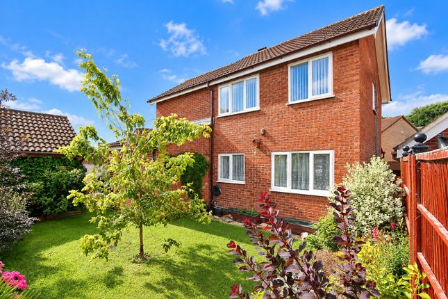 10, Savernake Road, Worle, Weston-Super-Mare photo 2