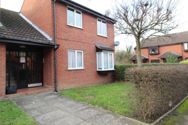 Thumbnail Property to rent in Millstream Close, Hitchin