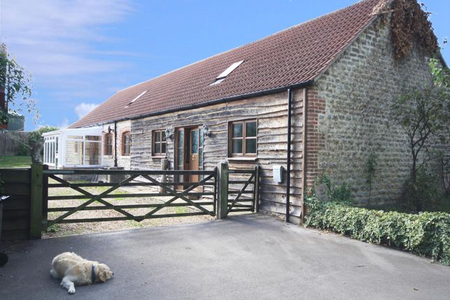 Thumbnail Barn conversion to rent in Old Dairy Cottage, Preston Village Road, Preston, Lyneham